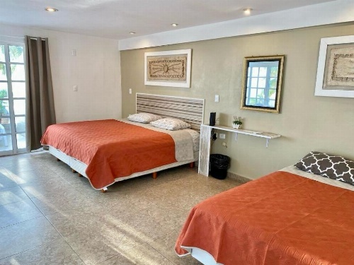 Skyline Suite image 24
