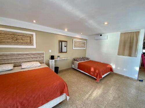 Skyline Suite image 30